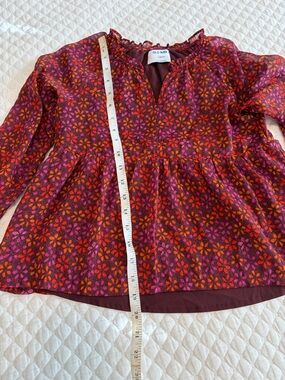 Old Navy top for girls size L (10-12)